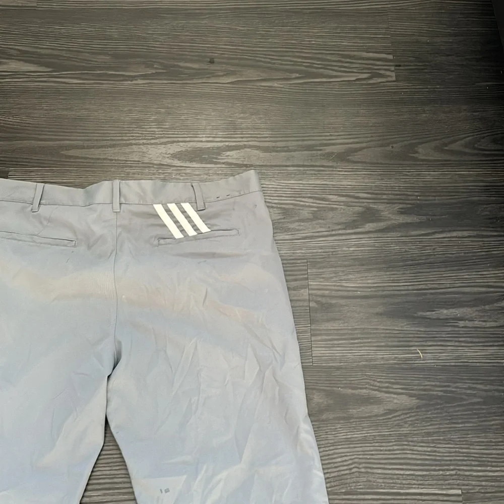 🍍ADIDAS GOLF PANTS🍍SIZE 38x32🍍